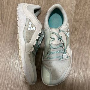Vivobarefoot Primus Trail II FG men’s size 10/43. Moonstone